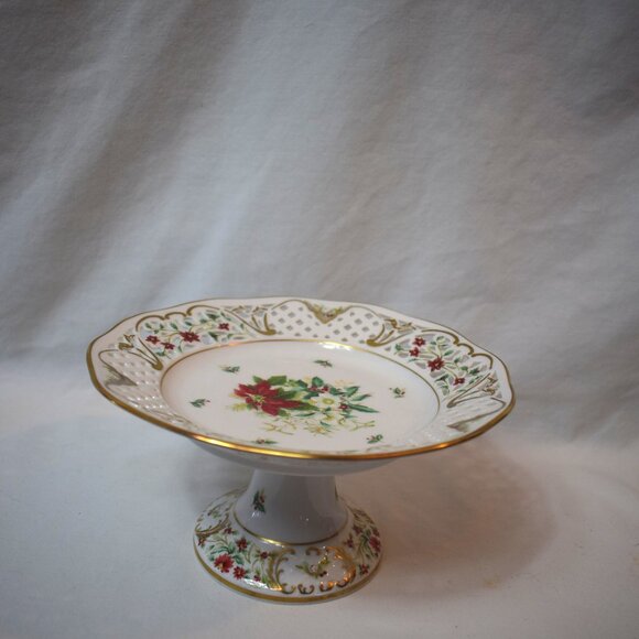 Vintage Oscar de la Renta Reticulated Poinsettia Cake Stand Plate - Picture 4 of 5